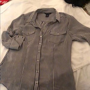 Barely worn silky button down tailored to flatter